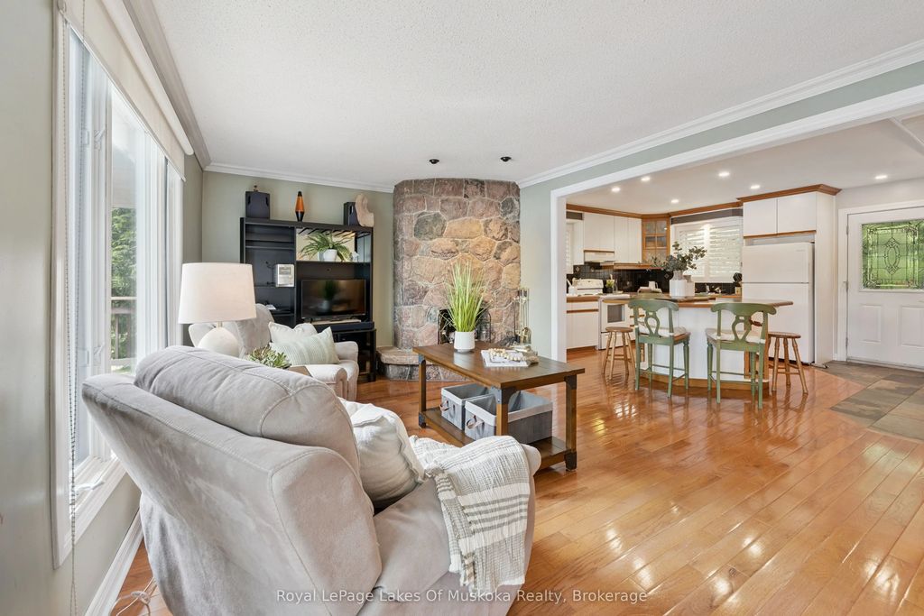 1082 Kawagama Lake Road, Algonquin Highlands