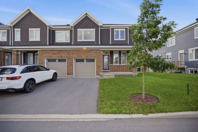 651 Chillerton Drive, Barrhaven