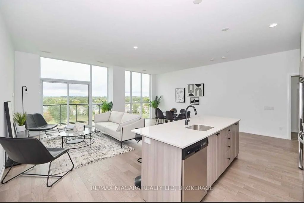 7711 Green Vista Gate Sub_penthouse #914, Niagara Falls
