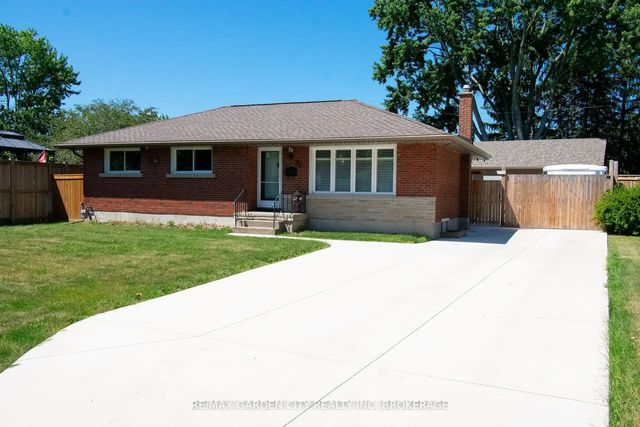 91 Crescent Drive, Welland