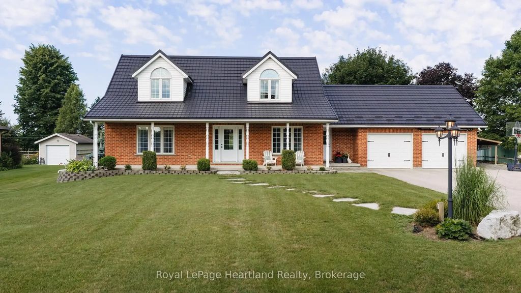 176 Mcfarlin Drive, West Grey