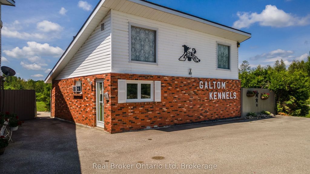 775498 10 Highway N, West Grey