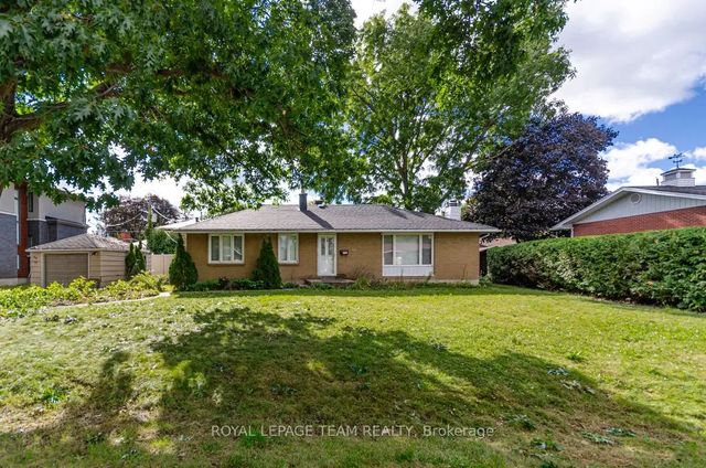 84 Starwood Road, Meadowlands - Crestview and Area