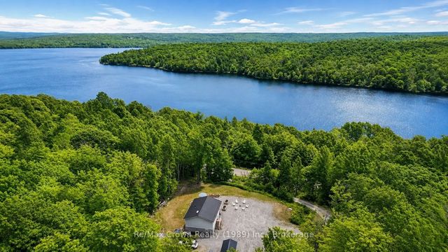 1052 Limberlost Point Road, Parry Sound Remote Area