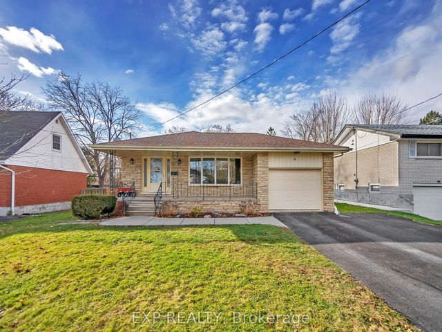 16 Applewood Drive, Belleville