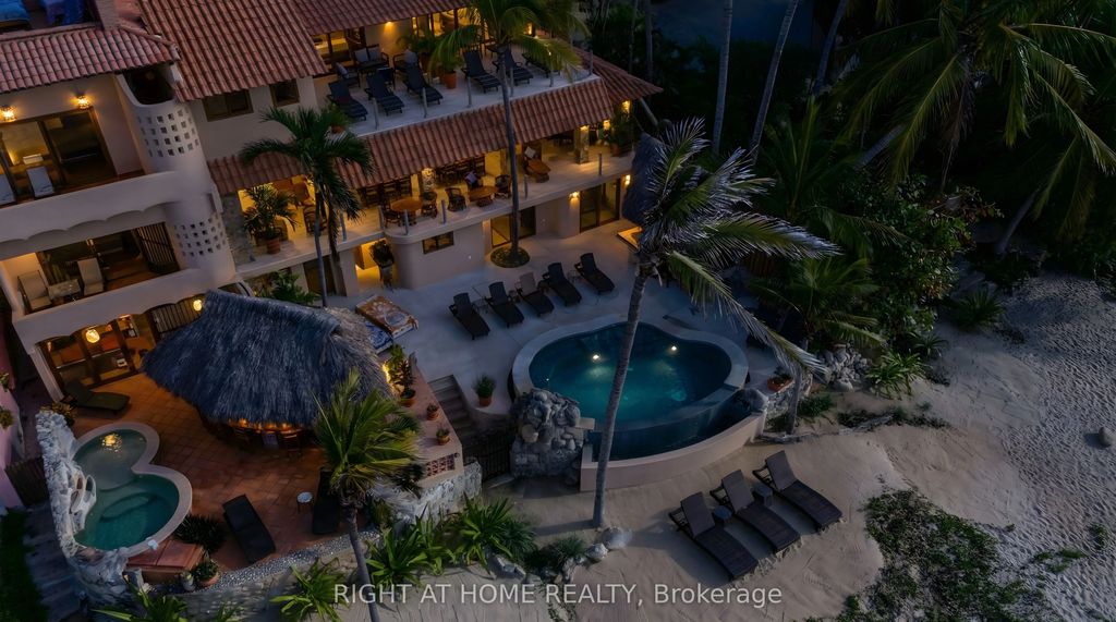 92 Avenida Del Palmar N/a, Mexico