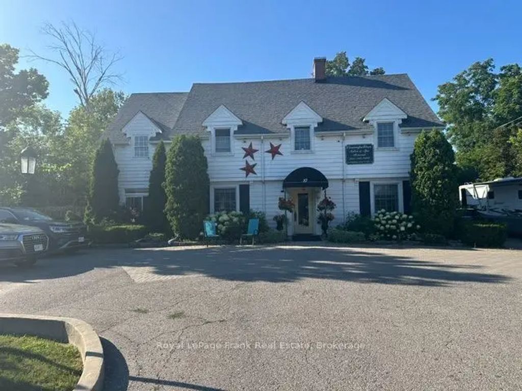 10 King Street E, Kawartha Lakes