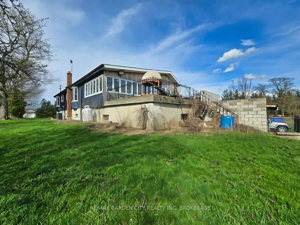 1030 Metler Road, Pelham