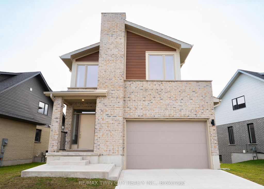 2092 Evans Crescent, London South