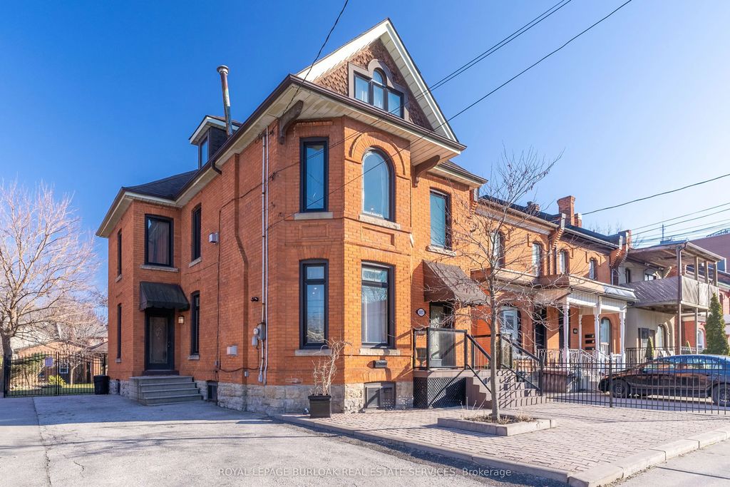 107 Catharine Street S Main Flr, Hamilton