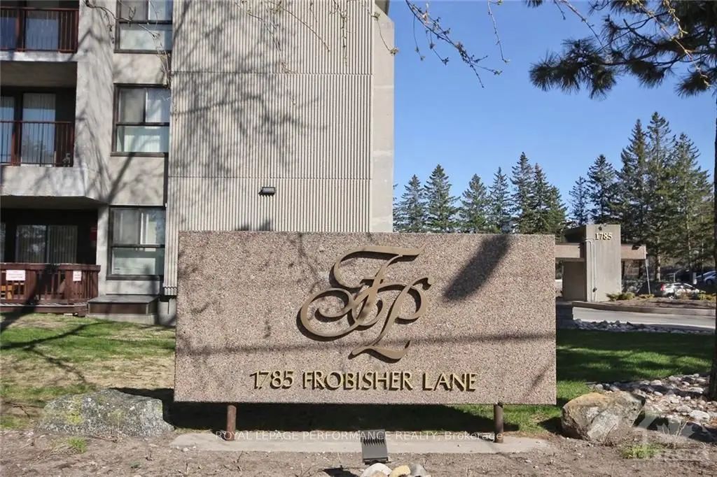 1785 Frobisher Lane 1102, Alta Vista and Area