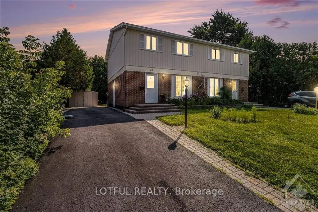75 Dalehurst Drive A, Tanglewood - Grenfell Glen - Pineglen