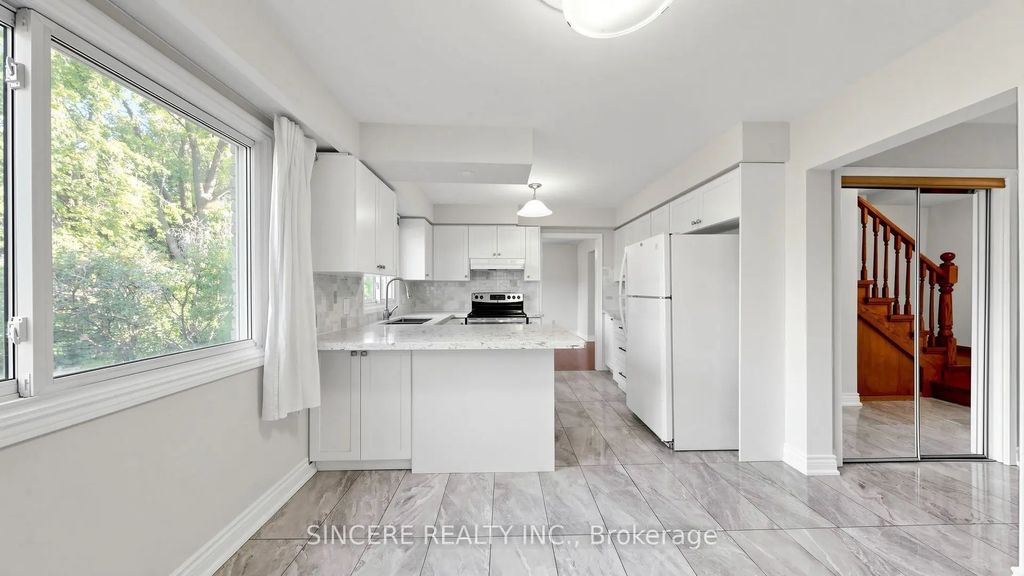 118 Candlewood Crescent, Waterloo