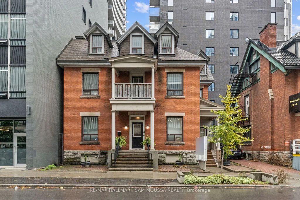 162-164 Metcalfe Street, Ottawa Centre