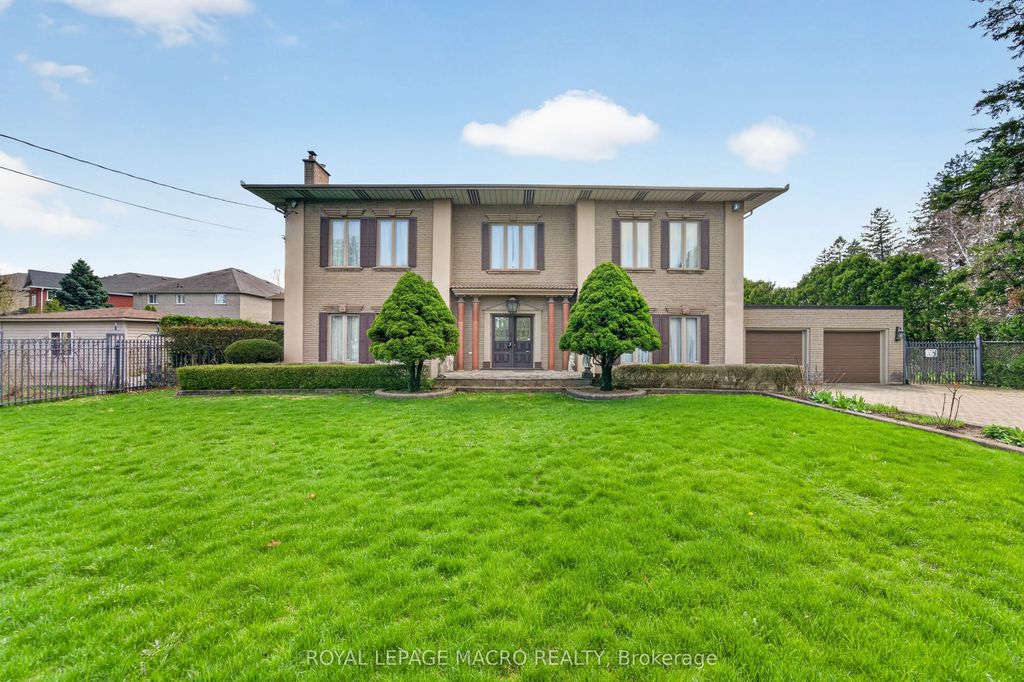 213 Stone Church Road W, Hamilton