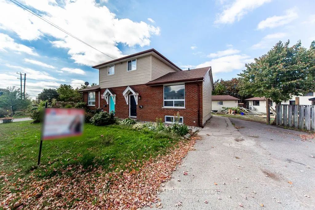 30 West Street, Quinte West