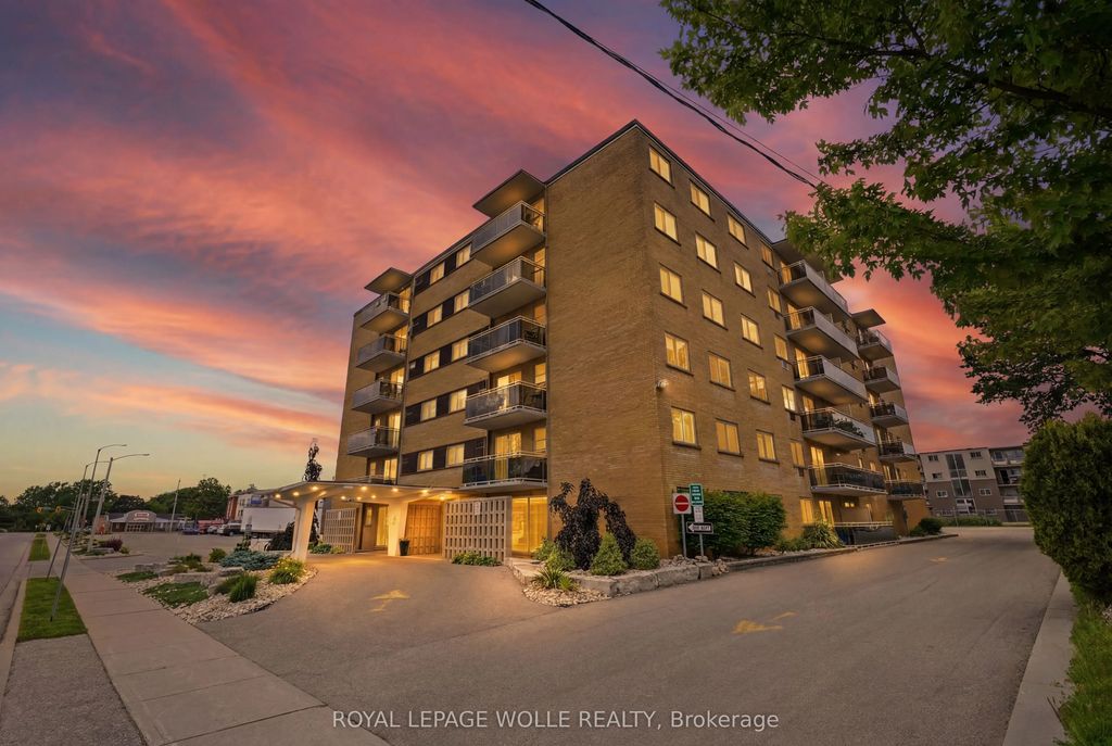 87 St George Street 403, Brantford