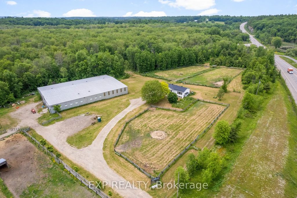 20771 Highway No. 17 N/a, Whitewater Region