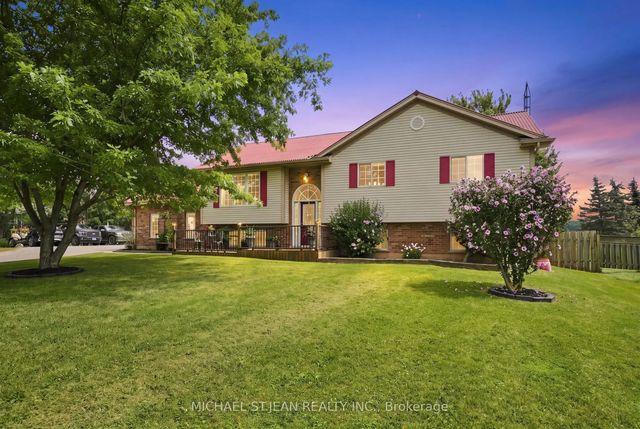 3557 Grimsby Road, Grimsby