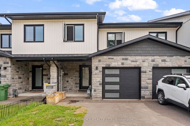 41 Northbrook Road, Petawawa