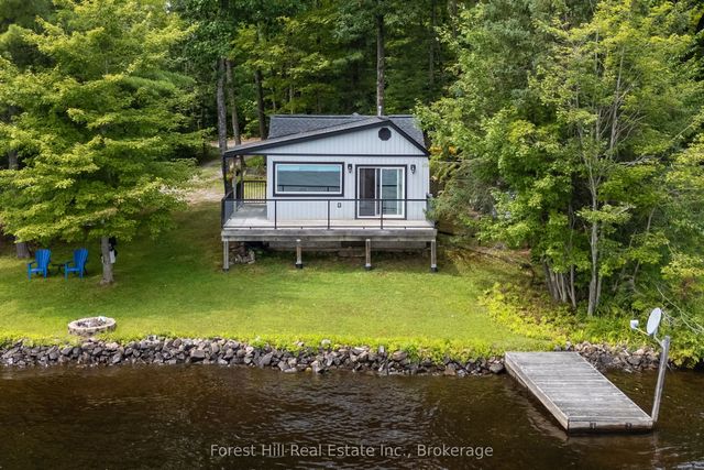 1048 West Black Lake Road, Muskoka Lakes
