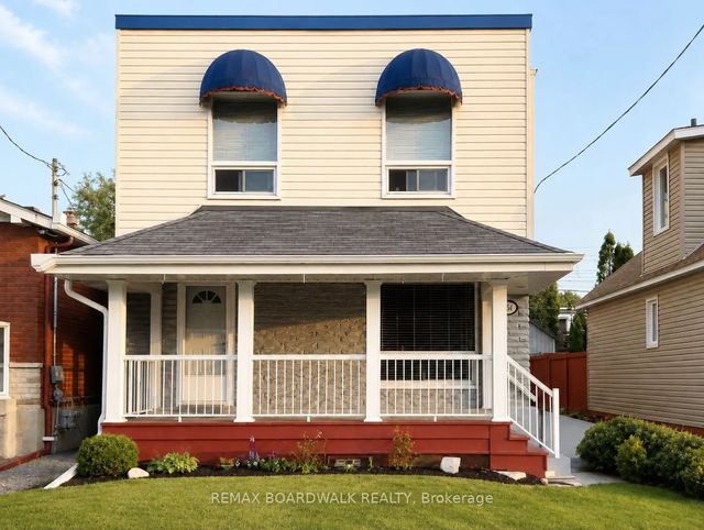 332 Shakespeare Street 1, Vanier and Kingsview Park