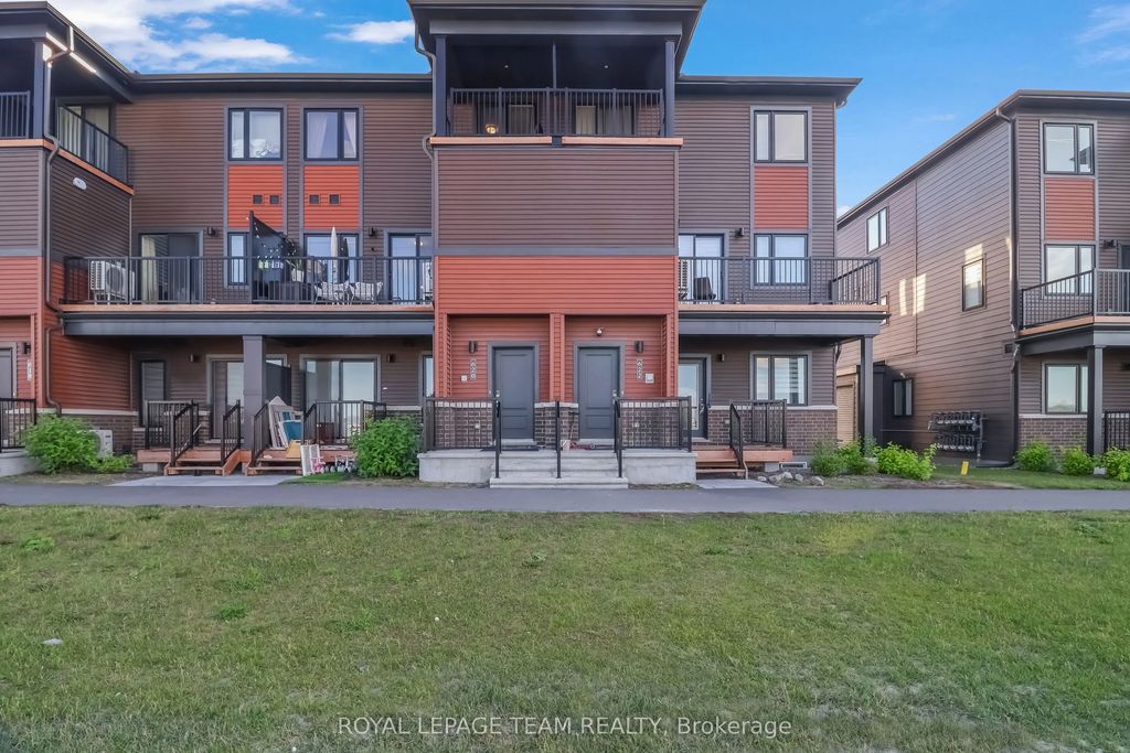 620 Parnian Private, Barrhaven