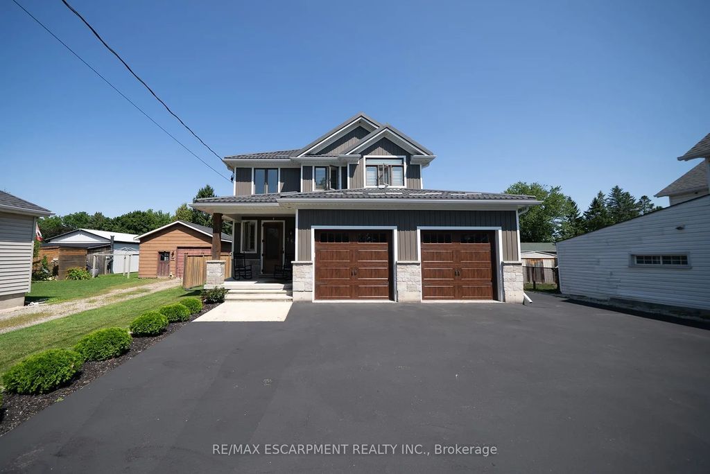 166 King Street, Brant