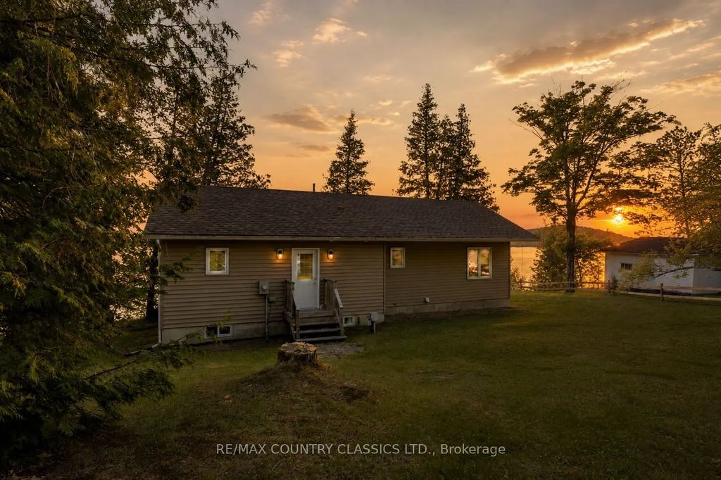 27241 Highway 28 N/a S, Highlands East
