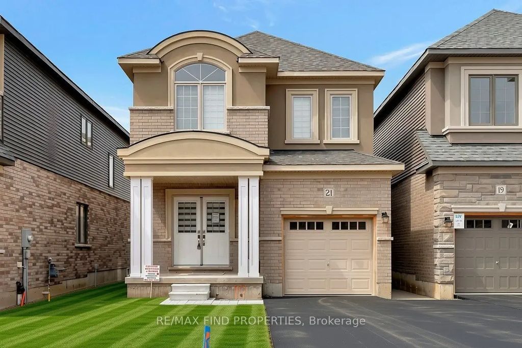 21 Dennis Avenue, Brantford