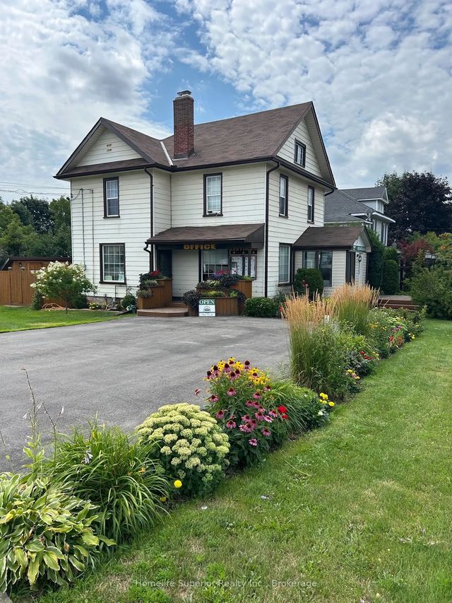 34 Matthew Street, Marmora and Lake