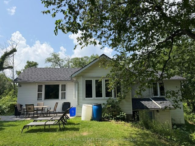 716 Artaban Road, Hamilton