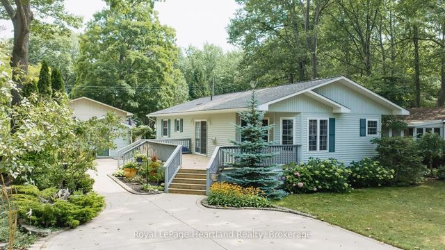 10 Huron Lane, Ashfield-Colborne-Wawanosh