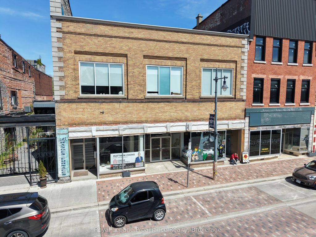 261 Front Street, Belleville