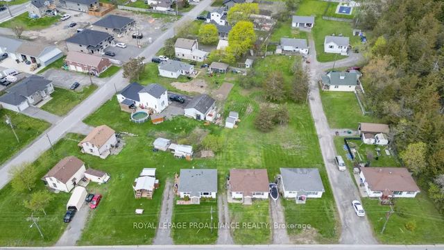 45 Black Diamond Road, Belleville