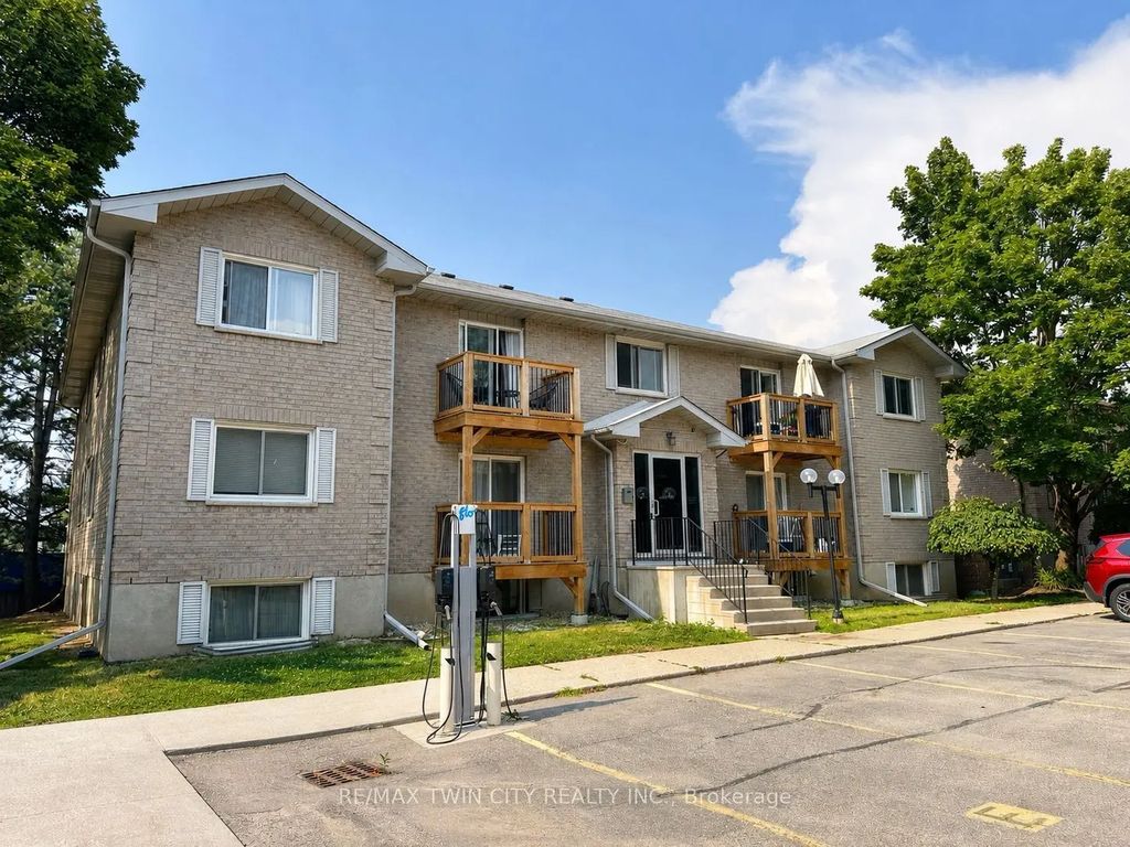 266 Overlea Drive 402, Kitchener