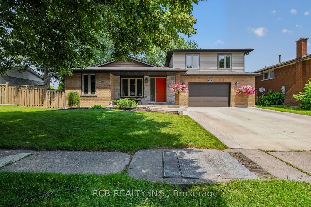 18 Max Webster Road, Brantford