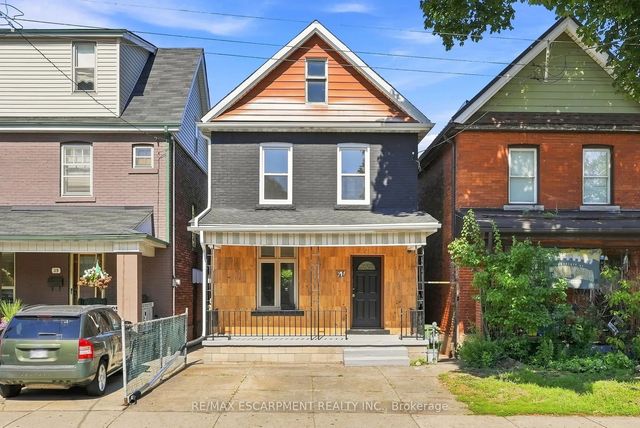 41 Barnesdale Avenue N, Hamilton