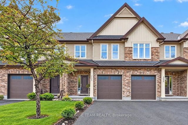 253 Fergus Crescent, Barrhaven