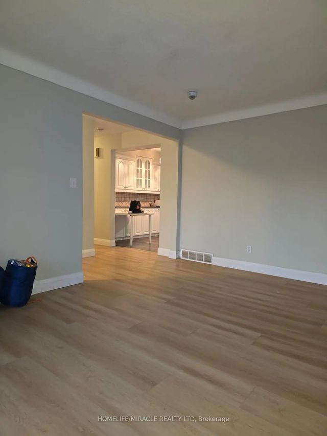 26 Glengarry Road Upper, St. Catharines