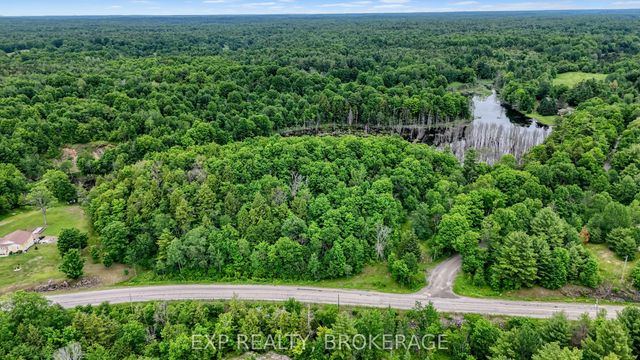 Hilltop Road, Frontenac