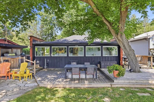 2817 River Avenue, Selwyn