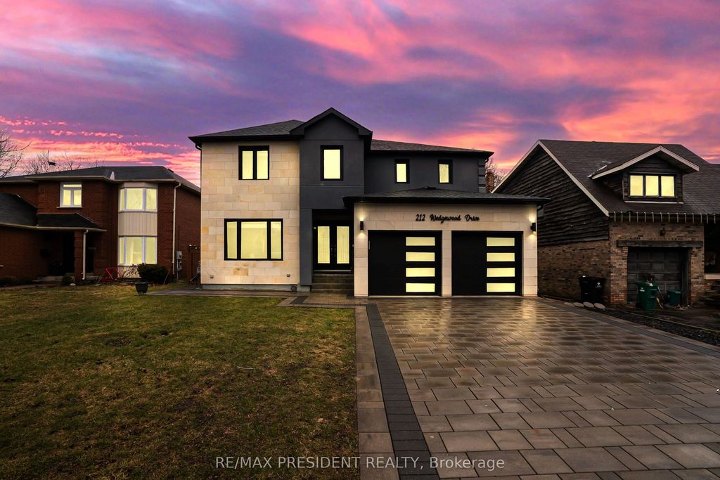 212 Wedgewood Drive, Cambridge