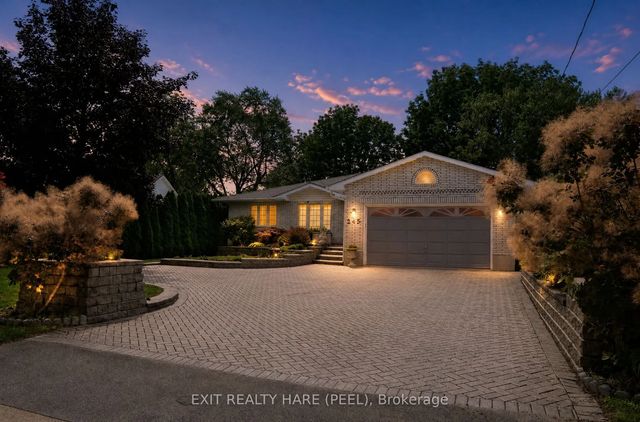 245 First Avenue, Welland