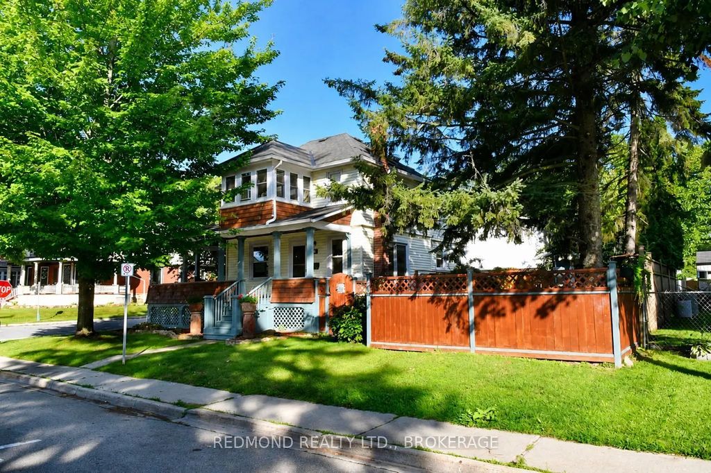 200 South Street, Gananoque
