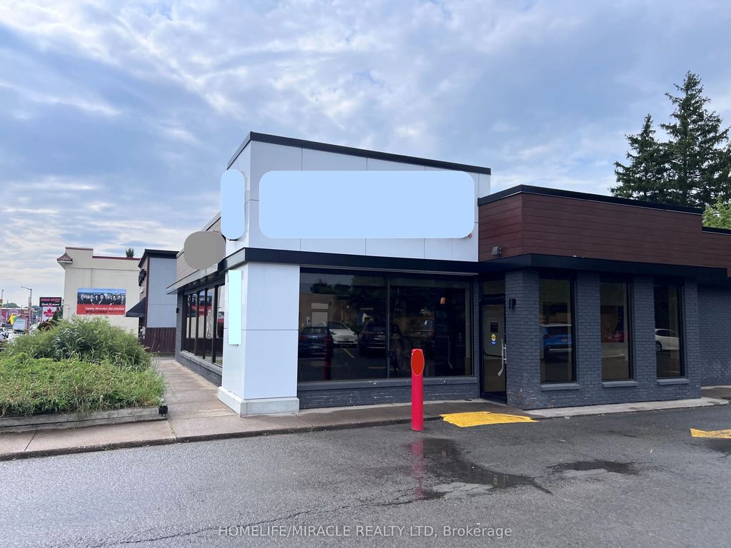 6363 Lundy's Lane, Niagara Falls