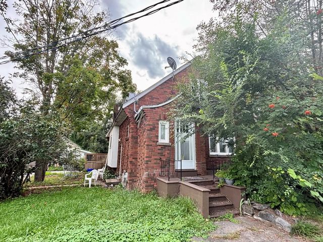 312 Colborne Street, Tweed