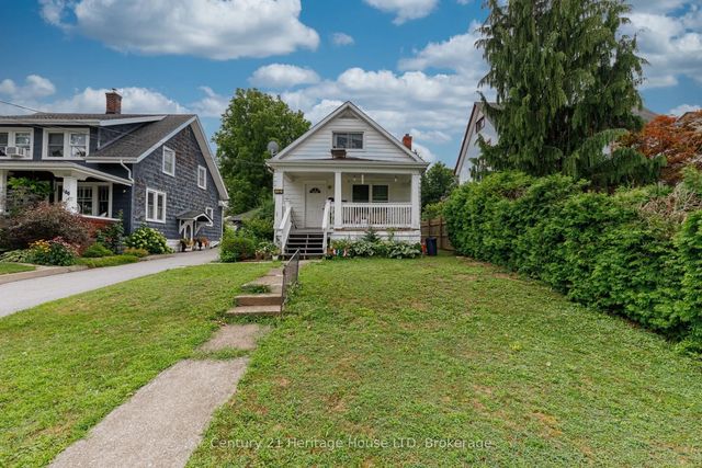 182 Bertie Street, Fort Erie