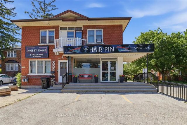 744 Queen Street S, Kitchener