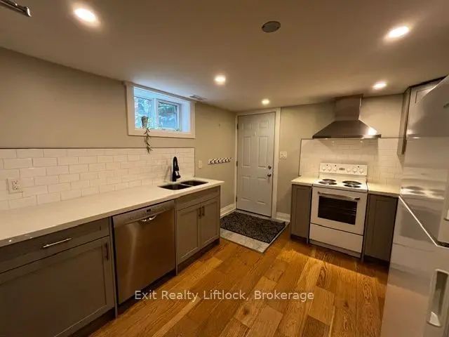 450 Weller Street Basement, Peterborough